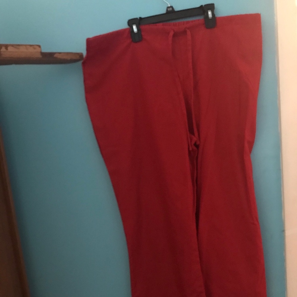 ⭐️Cherokee XL Red scrub pants